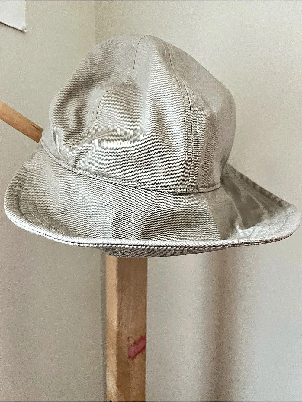 Duluth Trading Company Oversized Brim Cap in Beige Size L/XL